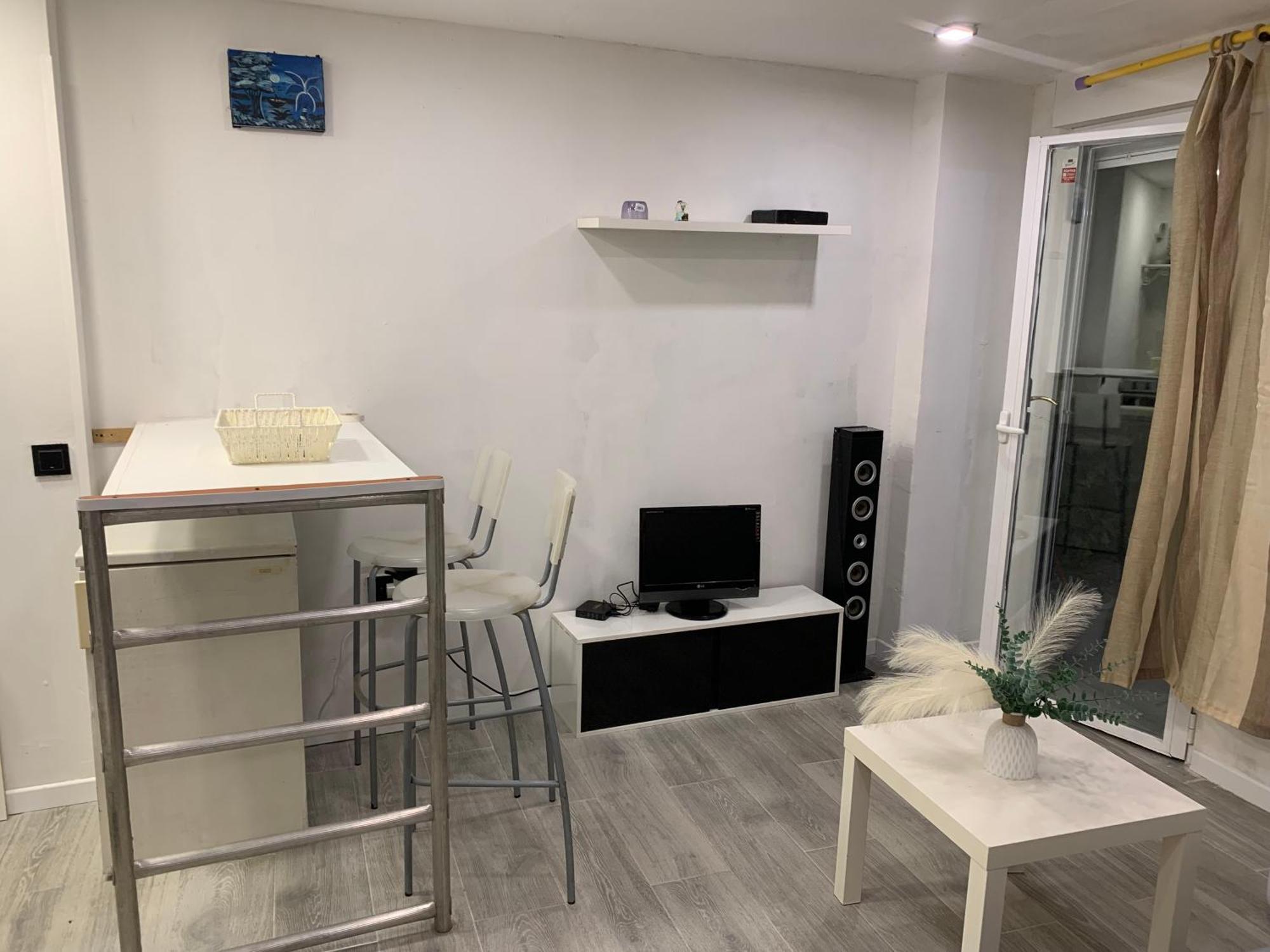 Apartamento Con Piscina Chiloeches Eksteriør bilde