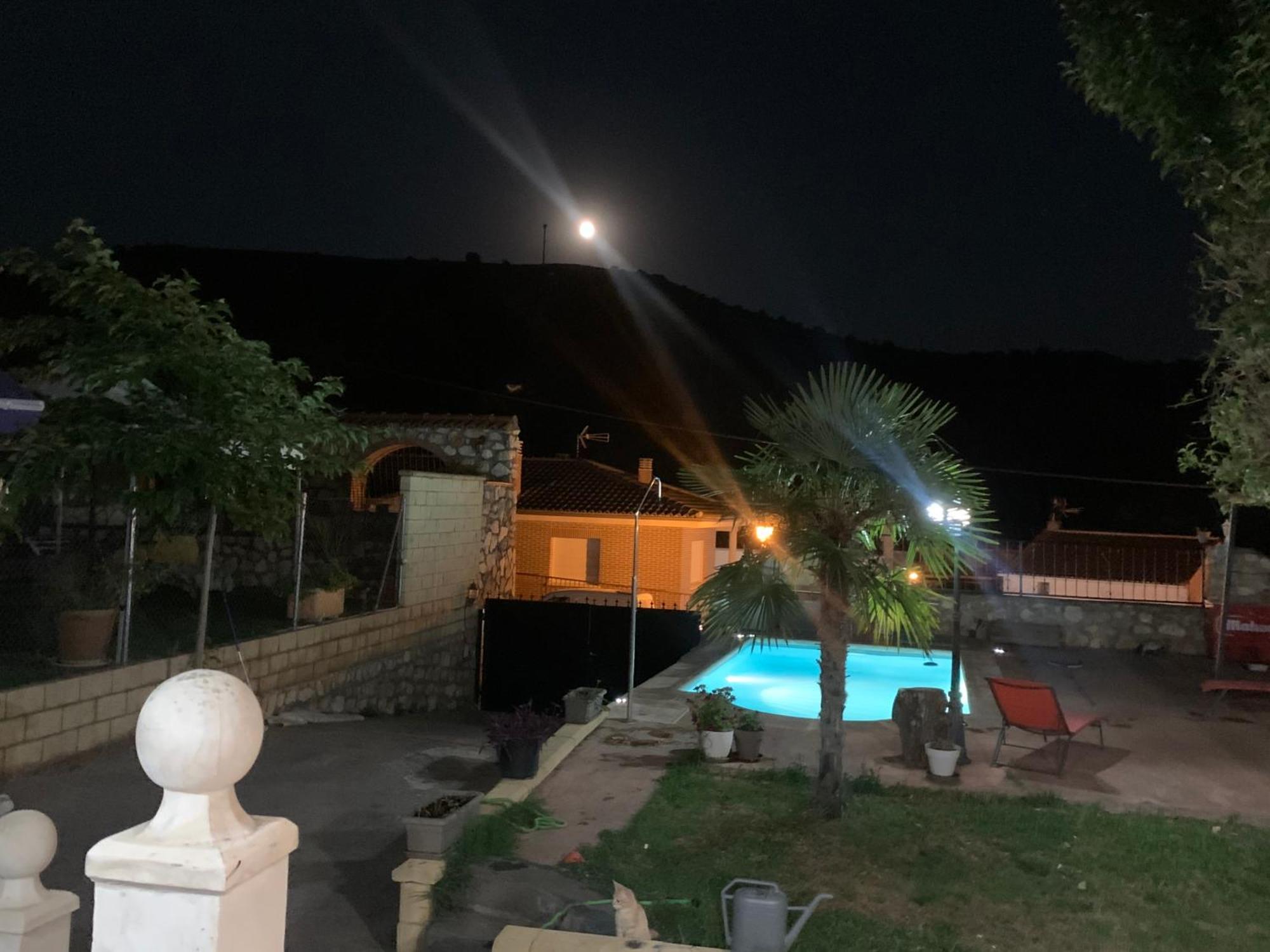 Apartamento Con Piscina Chiloeches Eksteriør bilde